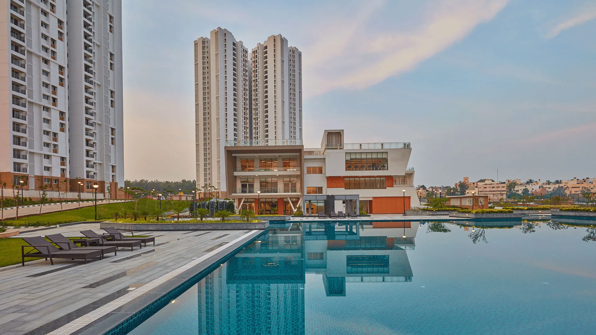 Prestige Falcon City Luxe​