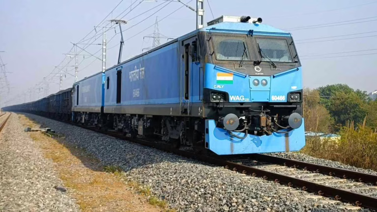 New Super-fast Train Between Bengaluru and Mumbai Green-lit by Railways