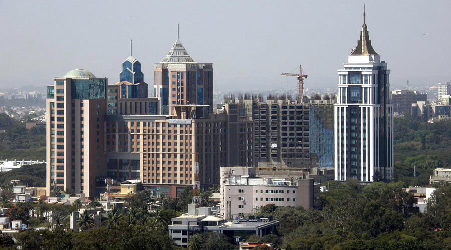 JLL Facilitates ₹165-Crore Land Deal on Lavelle Road, Bengaluru