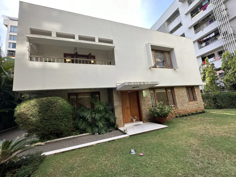 Heritage Sea-Facing Bungalow in Juhu Listed for Sale at ₹250 Crore in Mumbai Real Estate Market