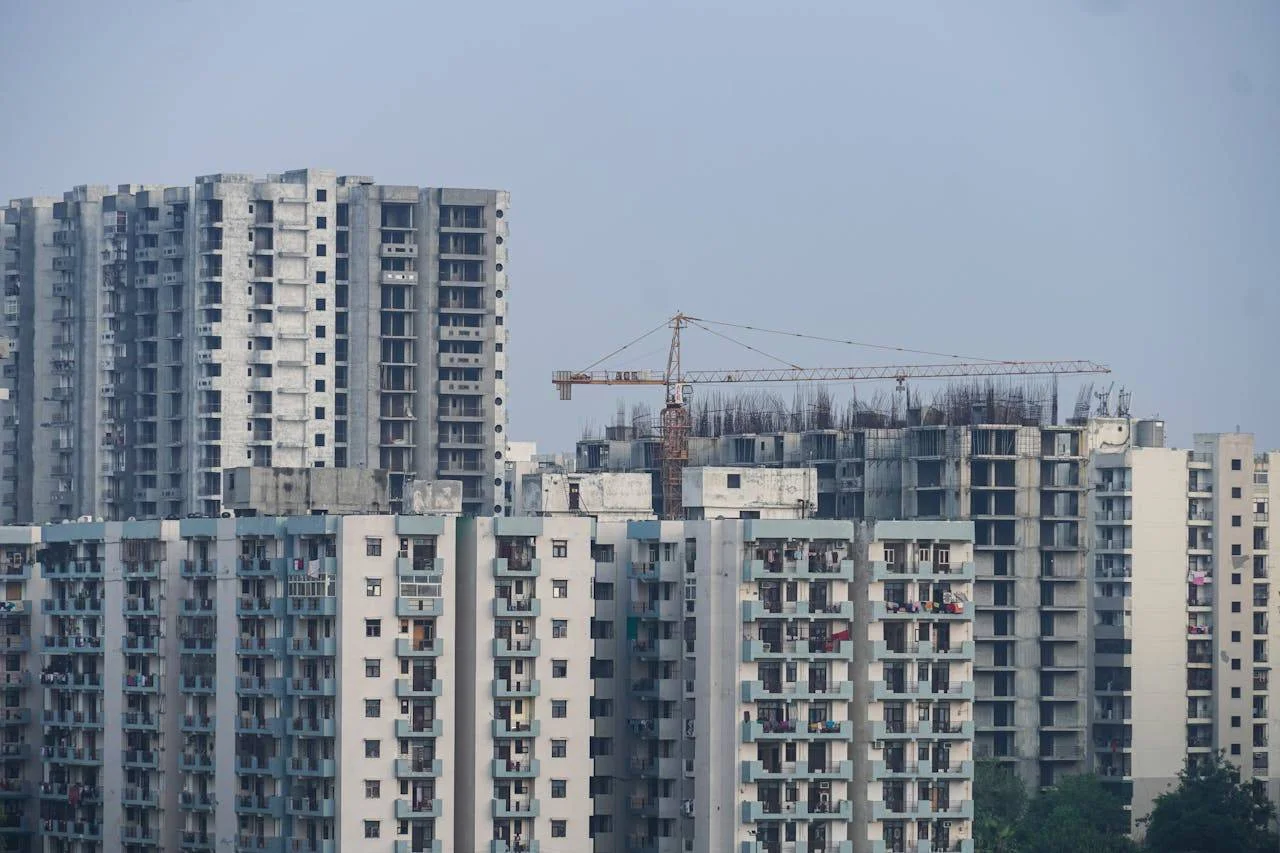 India Housing Sales Decline 13% YoY in Q1 2026, Drop Below 1 Lakh Units After 18 Quarters